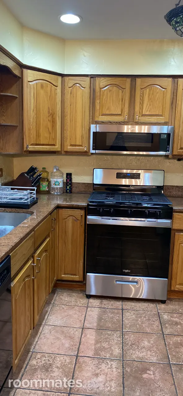 Profile photo 19 of 21