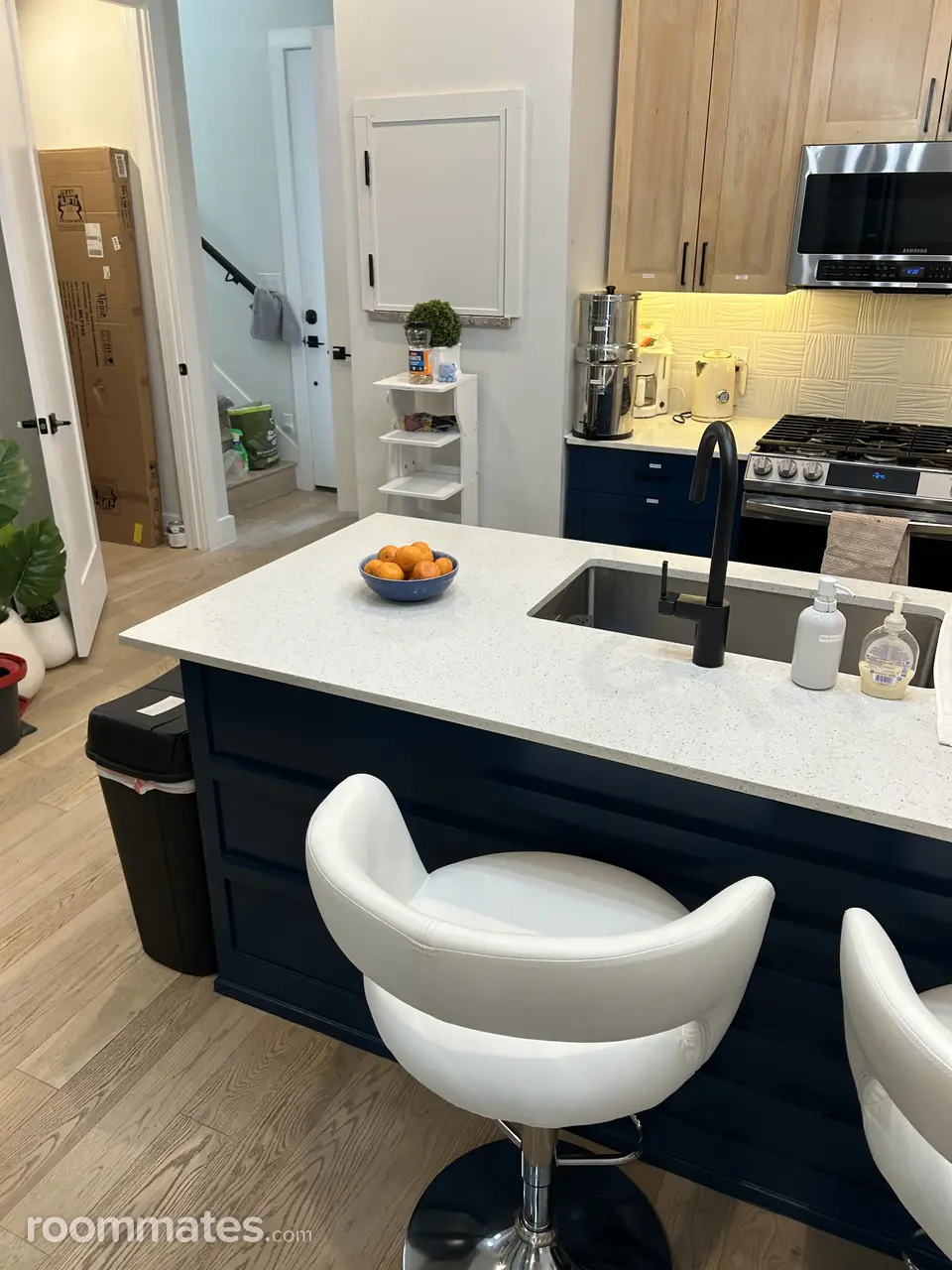 Profile photo 8 of 10