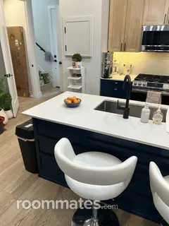 Room for rent in Austin, TX $999, house