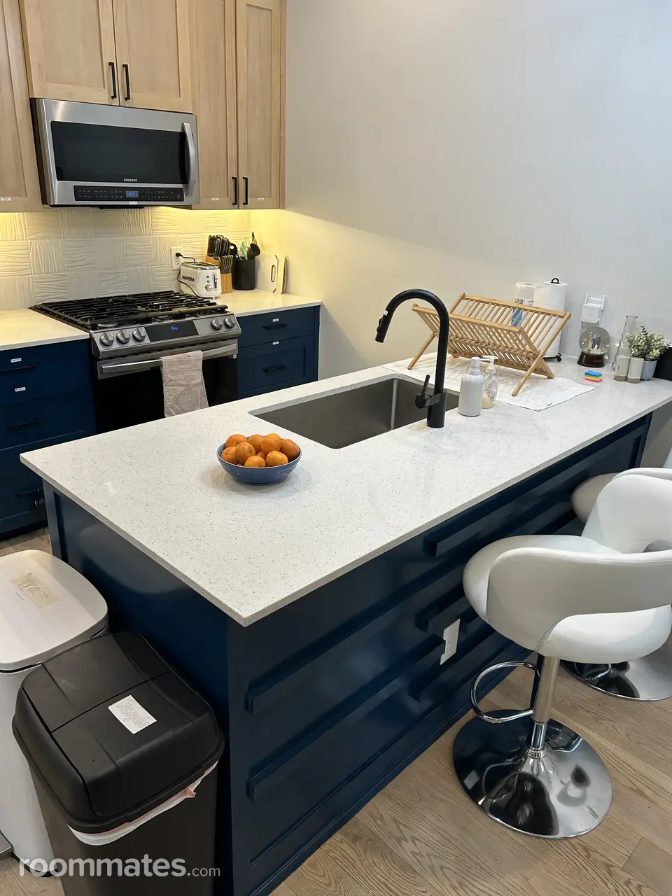 Profile photo 9 of 10