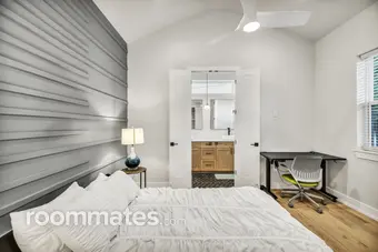 Room for rent in Austin, TX $999, house