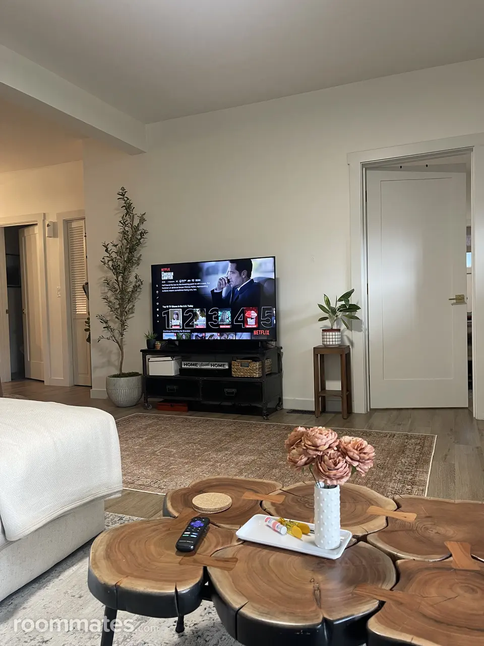 Profile photo 6 of 10