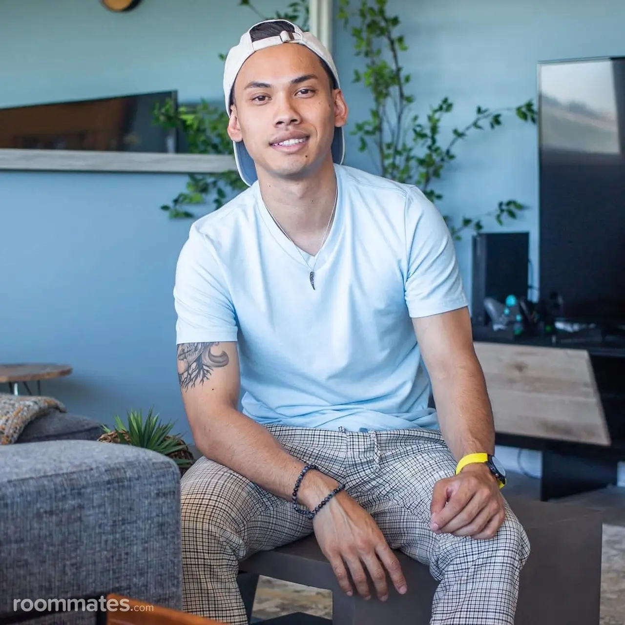 Profile photo 10 of 10