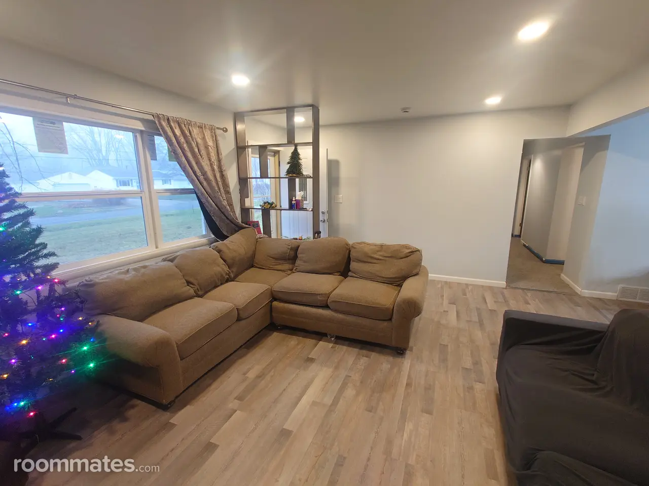 Profile photo 5 of 11