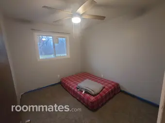 Room for rent in Kent, OH $500, house