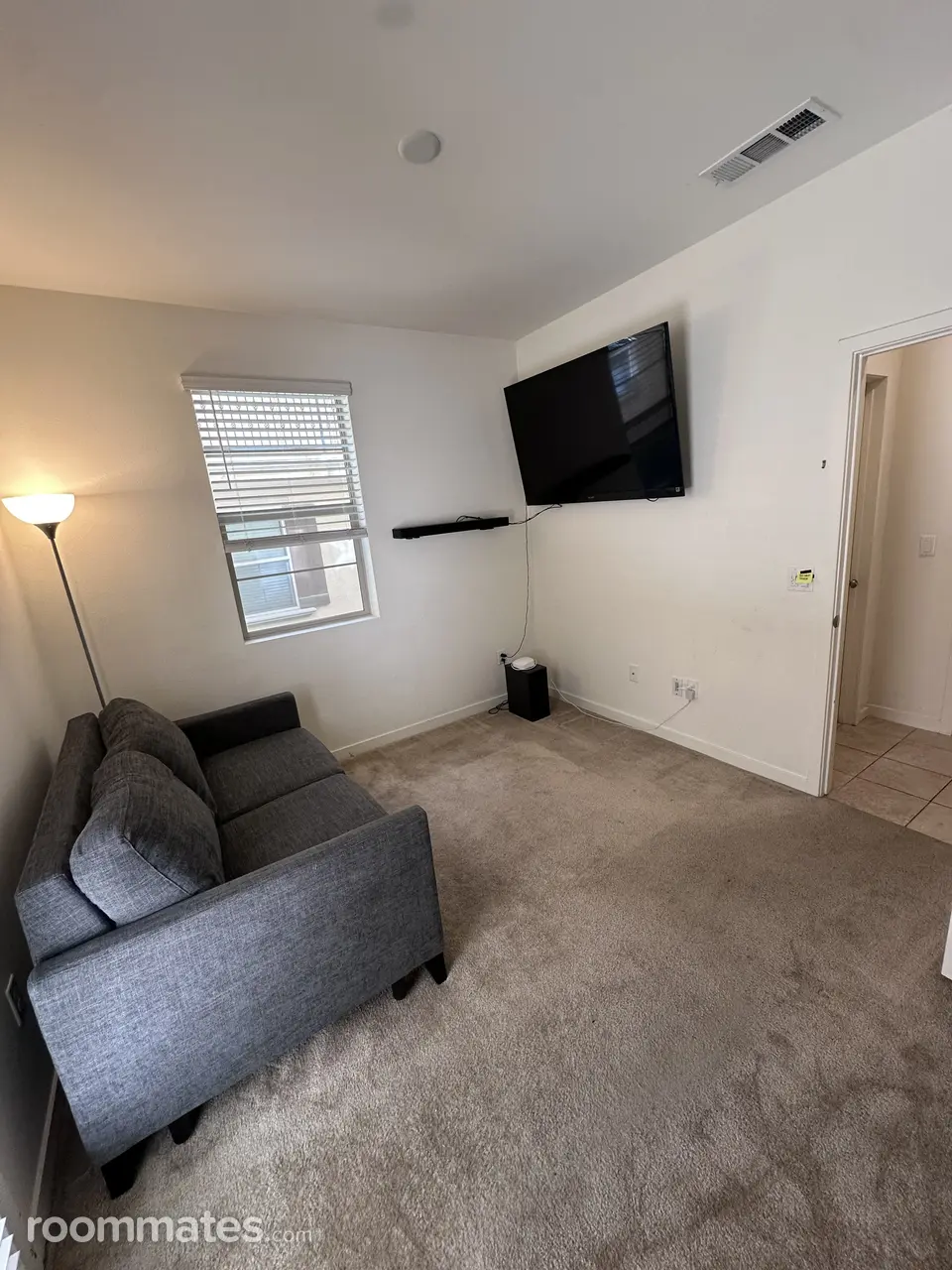 Profile photo 9 of 11