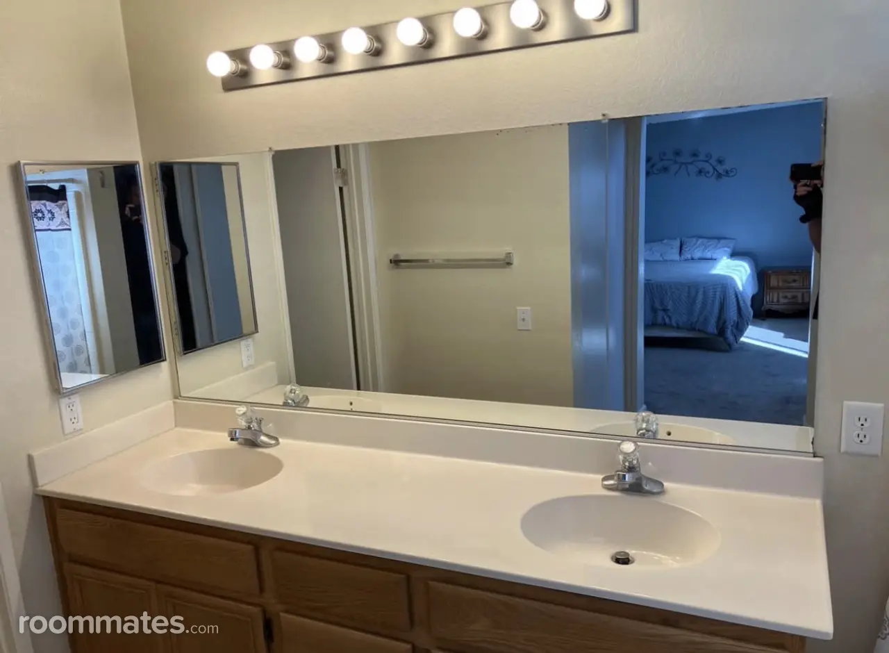 Profile photo 1 of 17