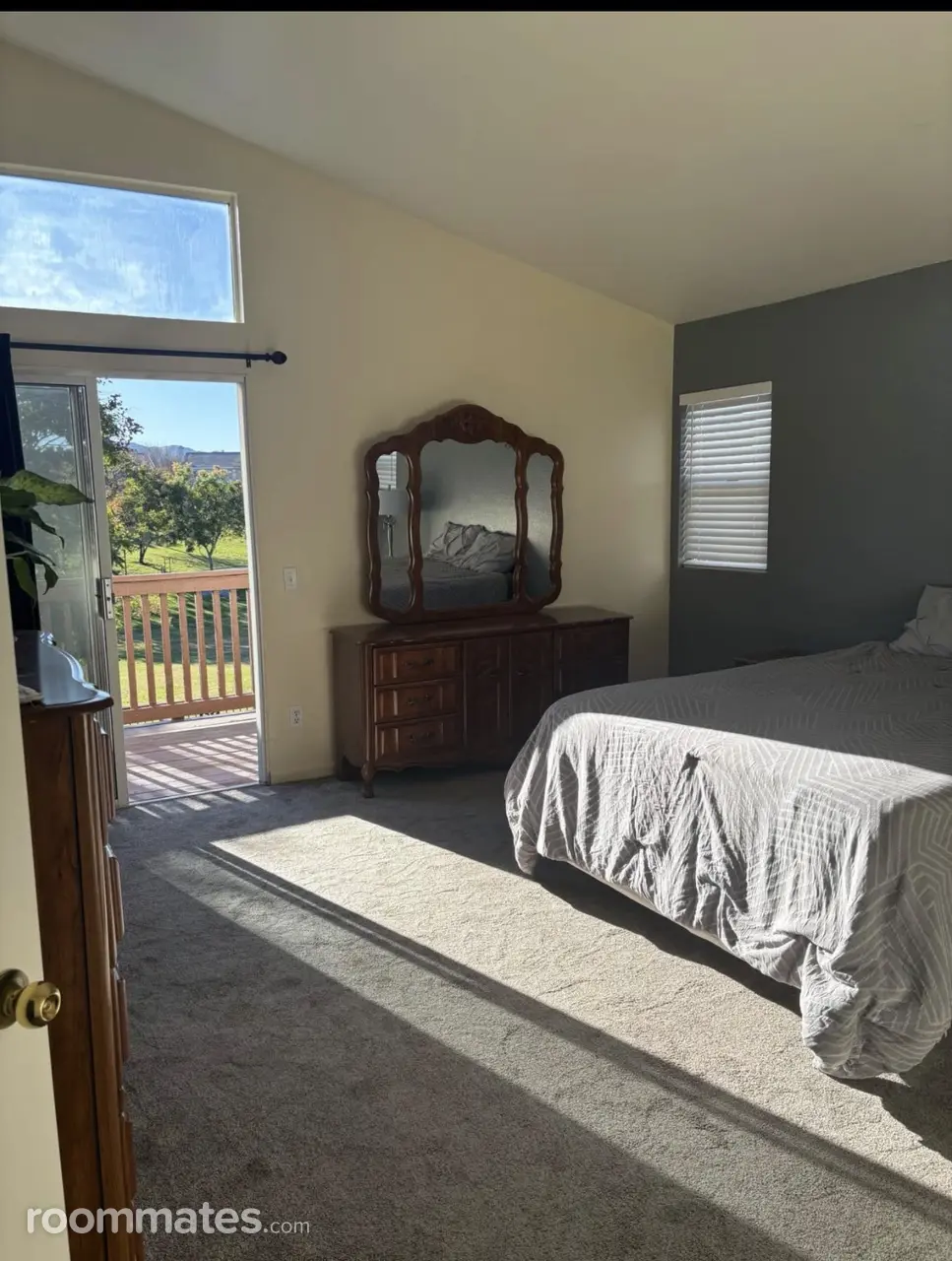 Profile photo 1 of 16