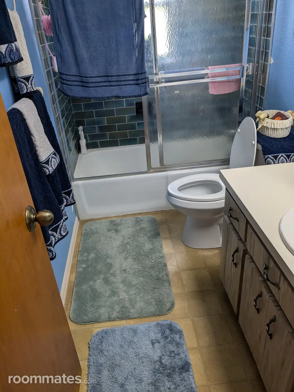 Profile photo 7 of 15