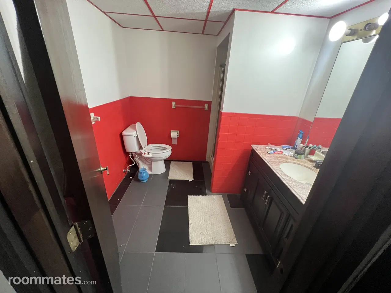 Profile photo 3 of 8