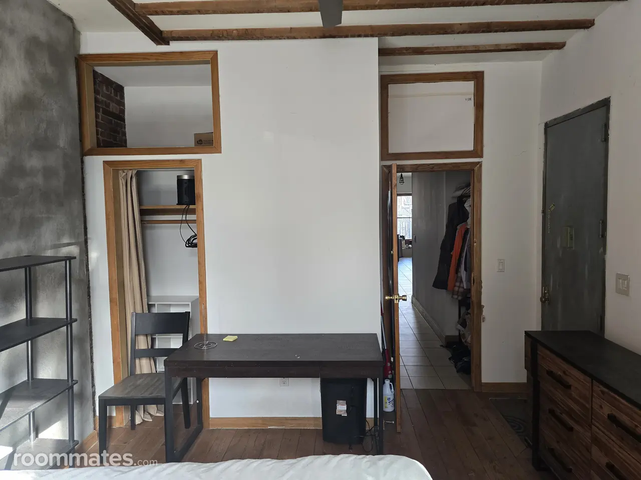 Profile photo 1 of 6