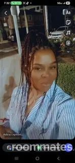 Roommate looking Pomona, CA, $1000