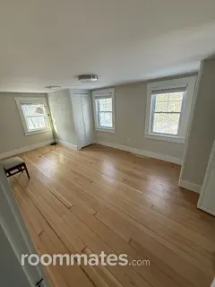 Room for rent in Tyngsboro, MA $1500, house