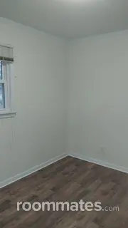 Room for rent in Jamestown, NC $450, house