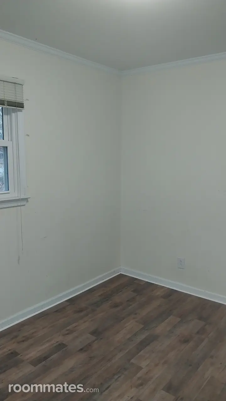 Profile photo 4 of 11