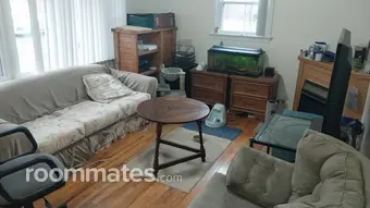 Room for rent in Jamestown, NC $450, house