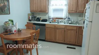 Room for rent in Jamestown, NC $450, house