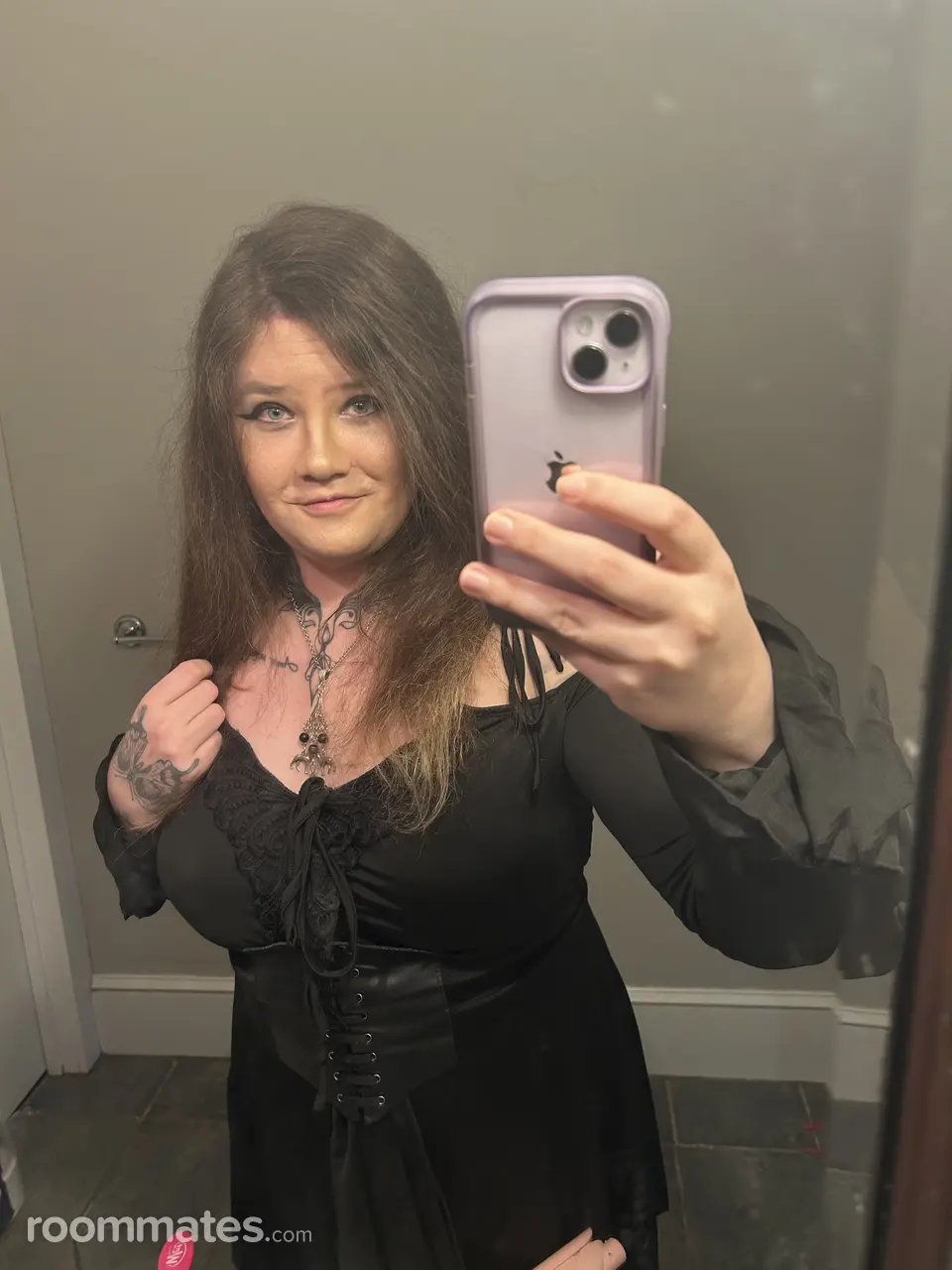 Profile photo 4 of 4