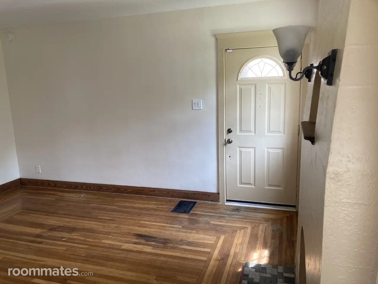 Profile photo 5 of 9