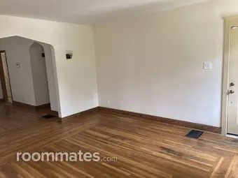 Room for rent in Cincinnati, OH $700, house