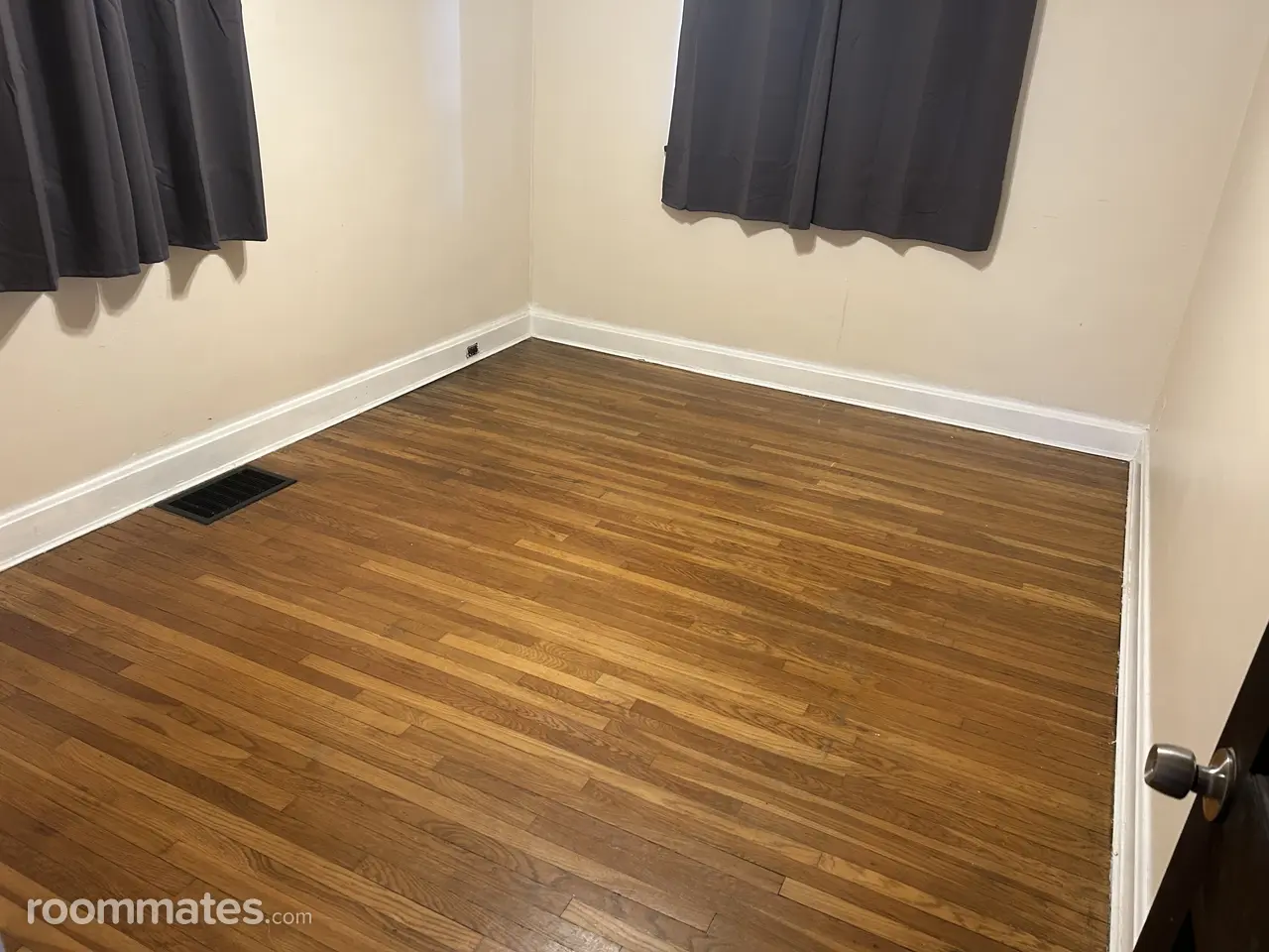 Profile photo 9 of 9