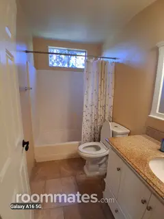 Room for rent in Corona, CA $950, house