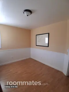 Room for rent in Corona, CA $950, house