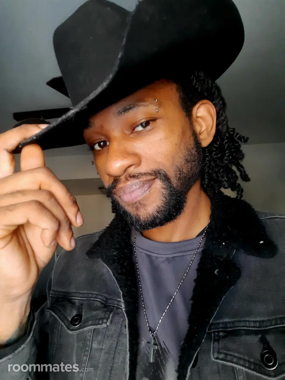 Profile photo 5 of 5