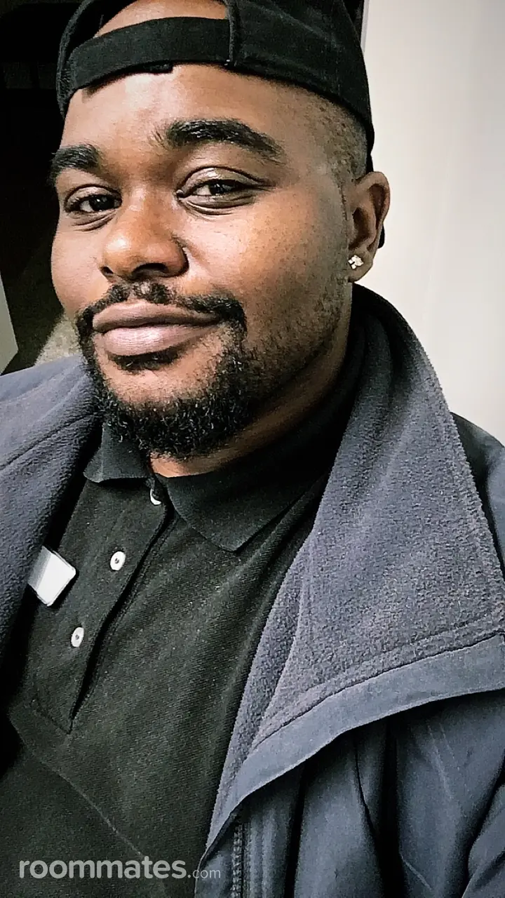 Profile photo 1 of 1