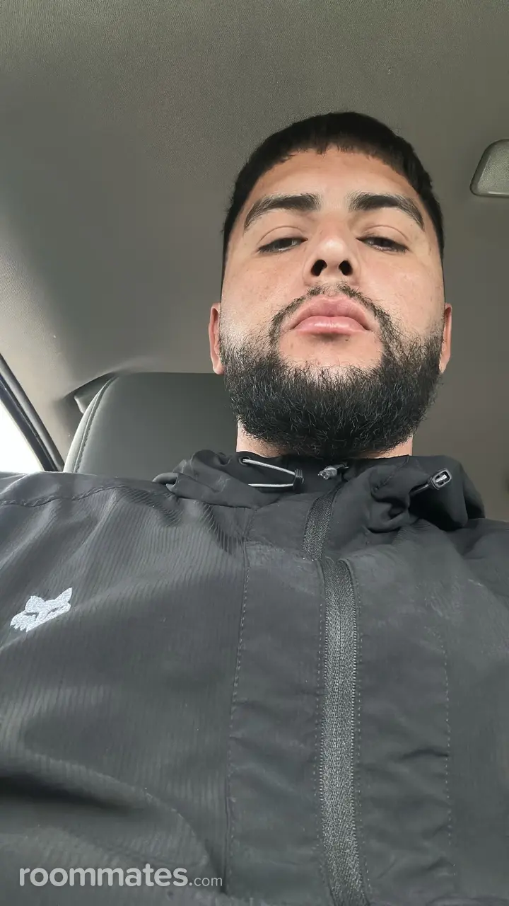 Profile photo 1 of 1