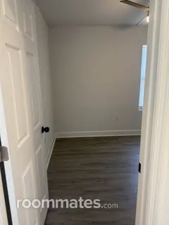 Room for rent in Jacksonville, FL $850, house