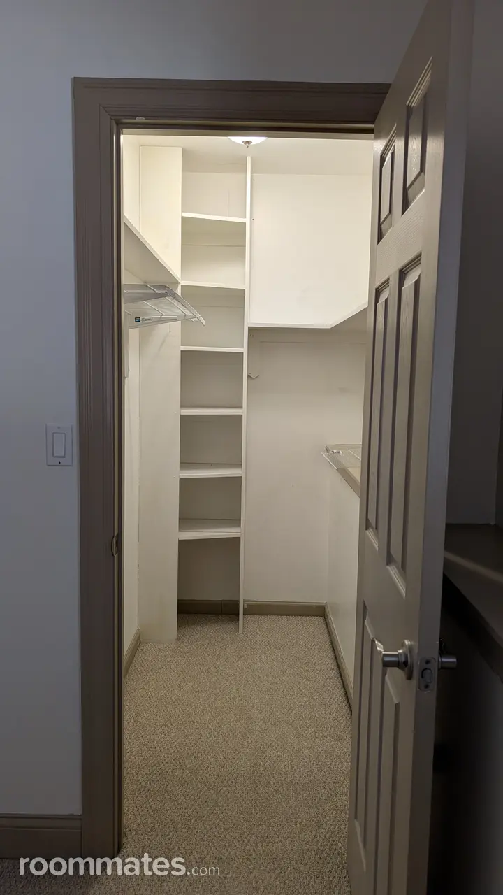 Profile photo 5 of 9