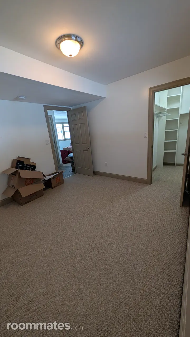 Profile photo 4 of 9