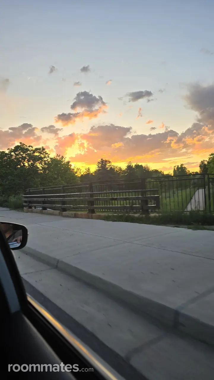 Profile photo 6 of 10