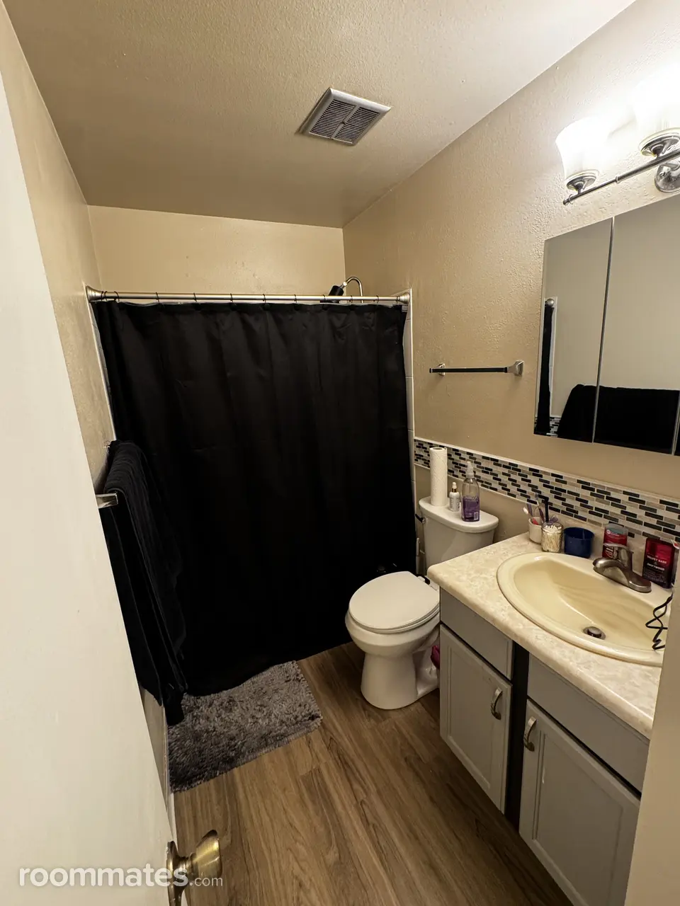 Profile photo 2 of 7