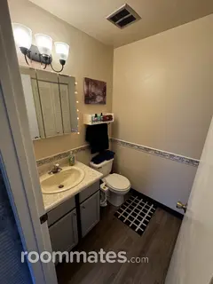 Room for rent in Tacoma, WA $950, condo