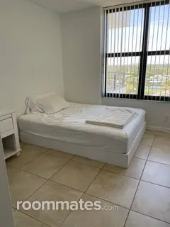 Room for rent in Hallandale Beach, FL $1310, apartment