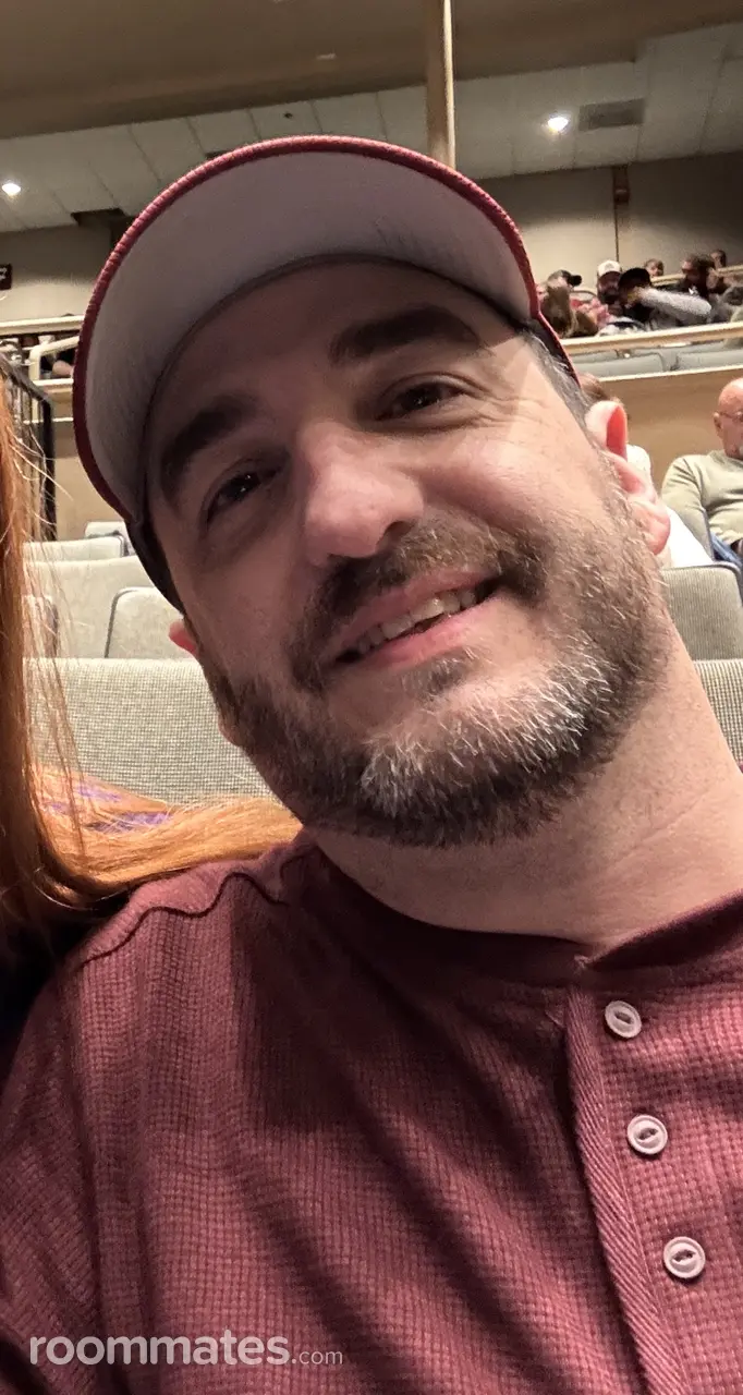 Profile photo 1 of 1