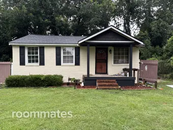 Room for rent in Fayetteville, NC $1300, house