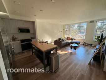 Room for rent in Lake Oswego, OR $1050, apartment