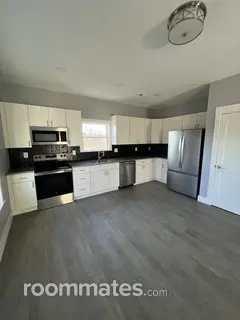 Room for rent in Knoxville, TN $1000, house