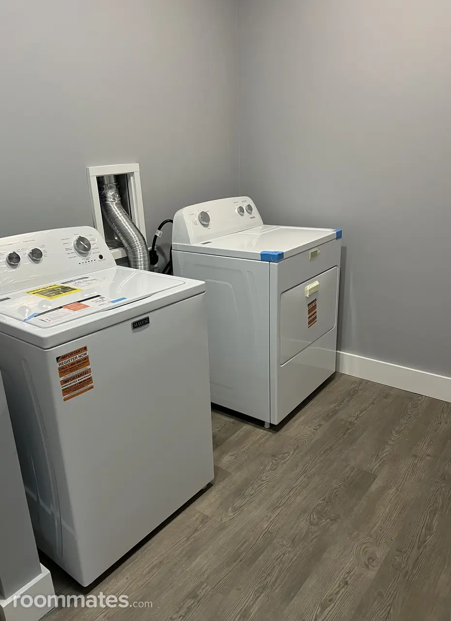 Profile photo 2 of 4