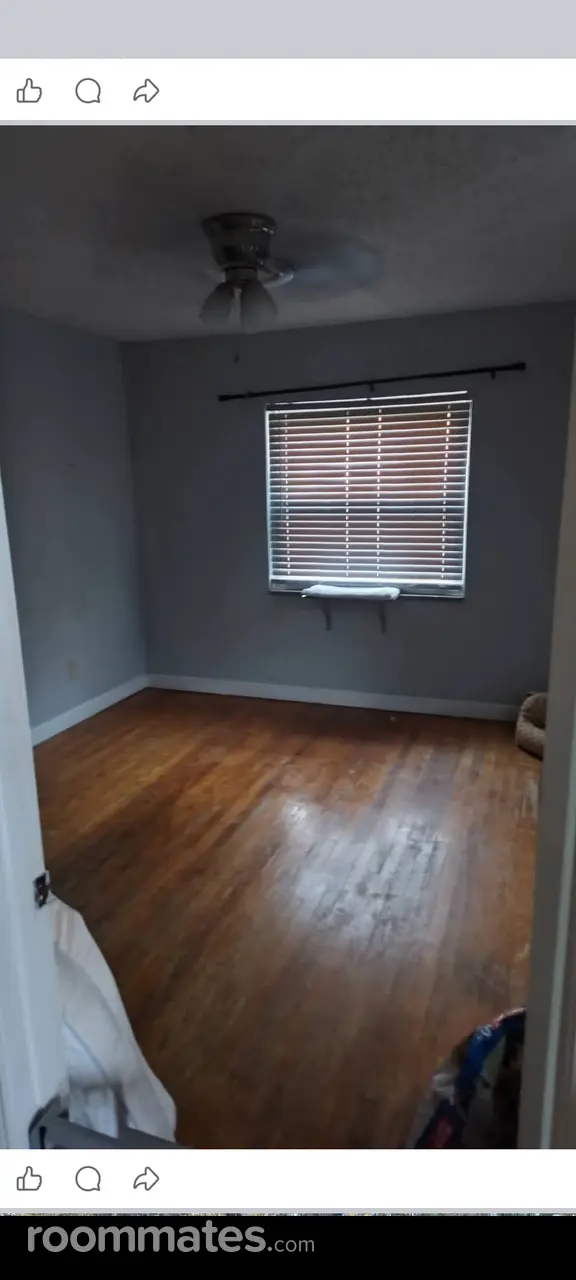 Profile photo 1 of 2