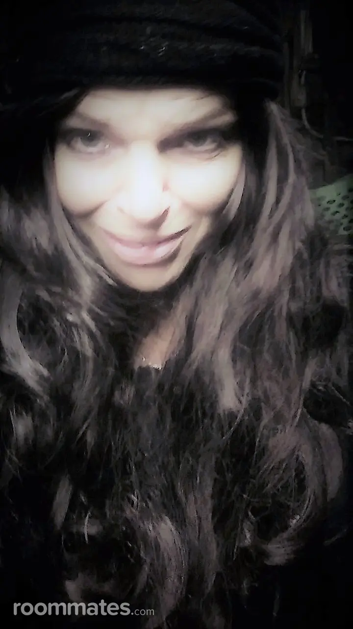 Profile photo 4 of 4