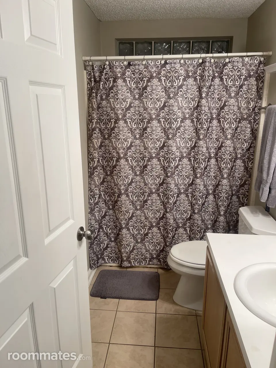 Profile photo 2 of 4