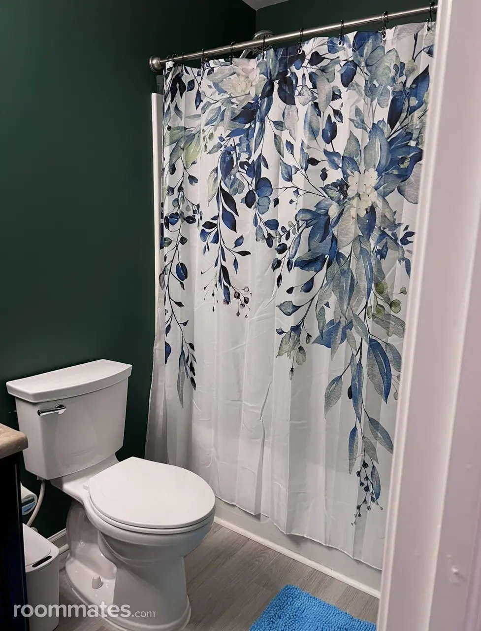 Profile photo 3 of 7