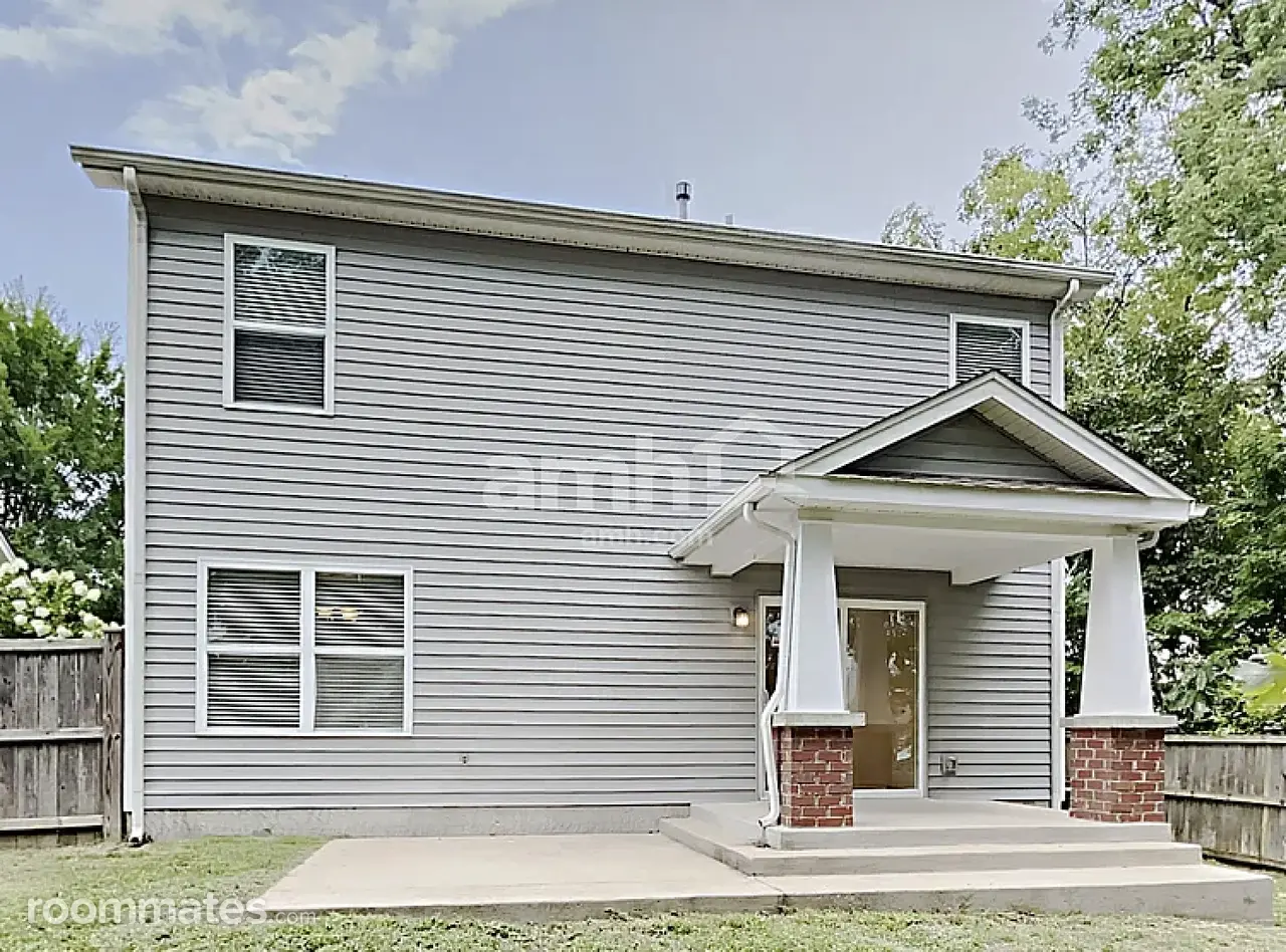 Profile photo 2 of 9