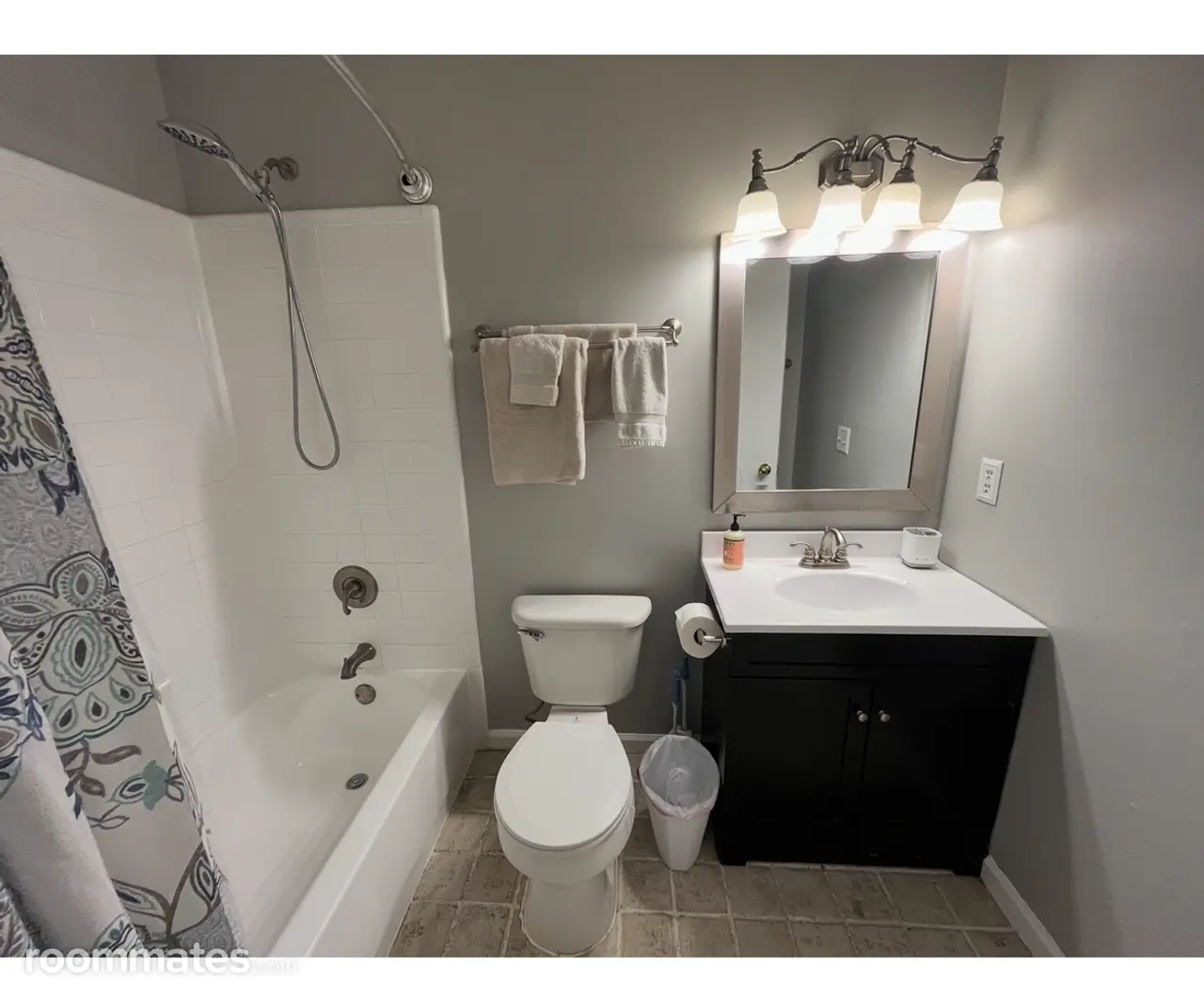 Profile photo 9 of 11