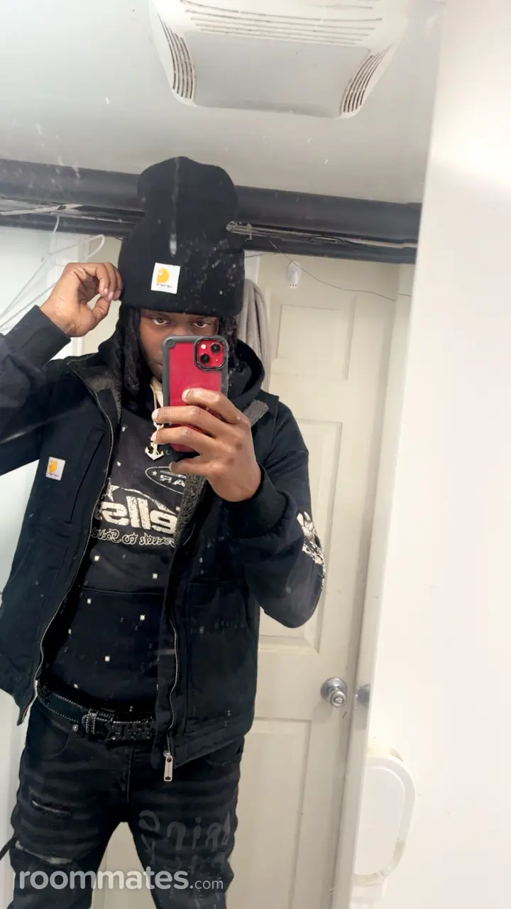 Profile photo 1 of 1