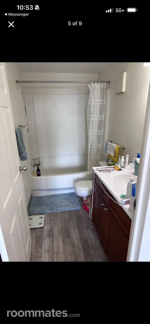 Profile photo 7 of 8